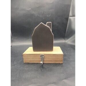 Ceramic And Wood Weighted Barn Farmhouse Rustic Primitive Stocking Key Hanger